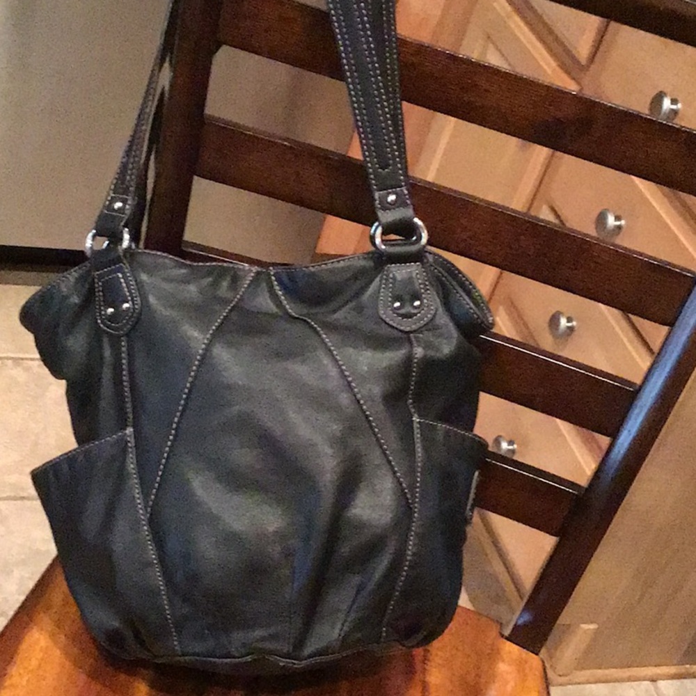 Beautiful Tignanello black leather shoulder bag